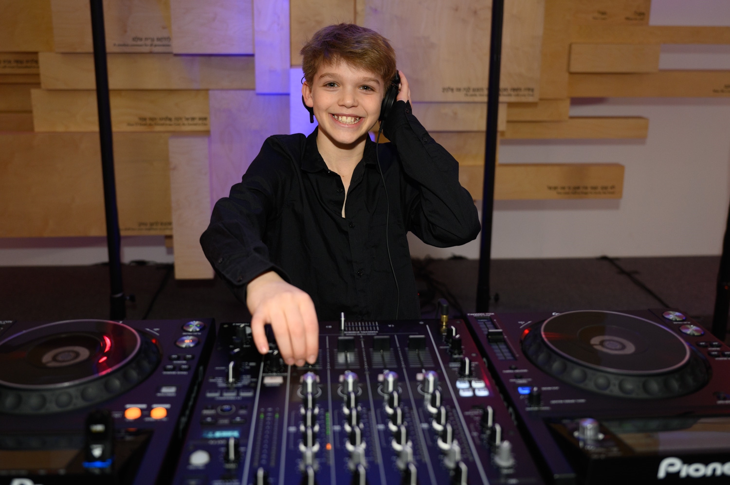 Noam’s Bar Mitzvah Party at Finchley Reform Synagogue.